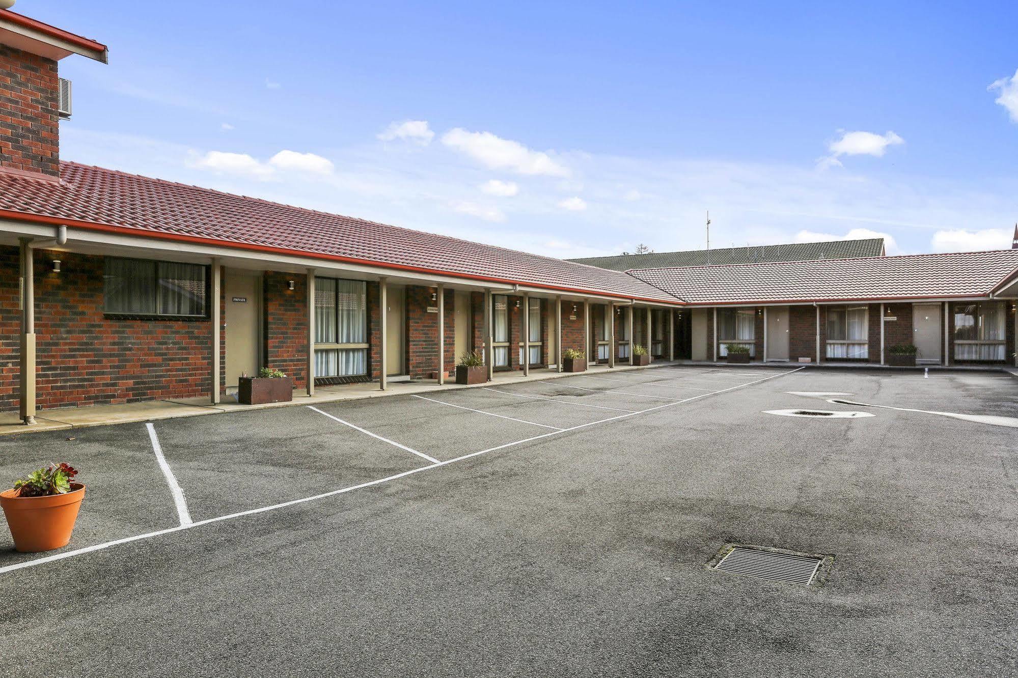 Elm Tree Motel Warrnambool Exteriör bild