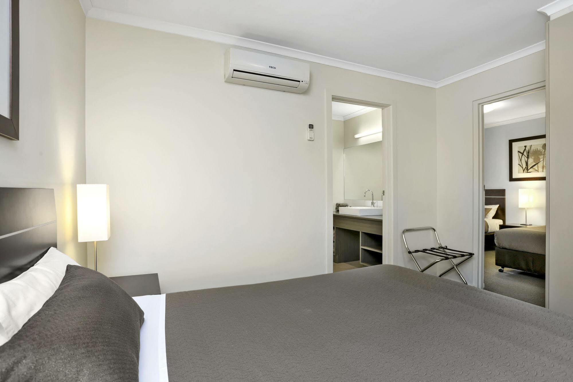 Elm Tree Motel Warrnambool Exteriör bild
